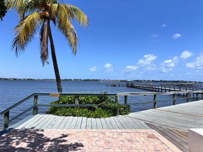 Building Photo - 175 SE St Lucie Blvd Unit F116