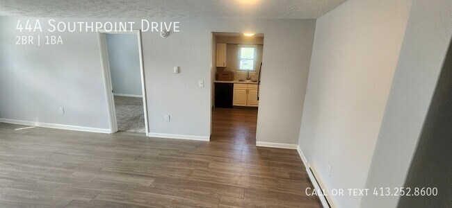 Photo - 44 Southpoint Dr