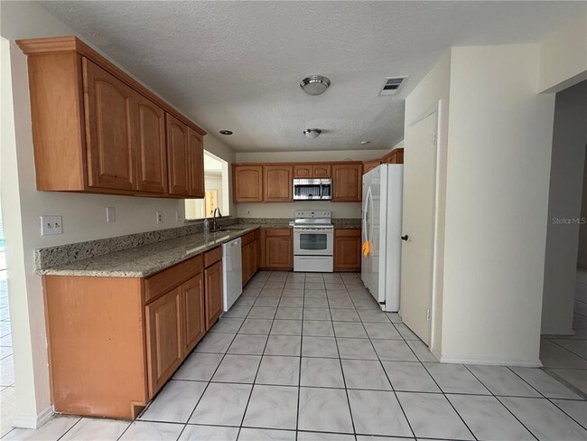 Photo - 537 Starstone Dr