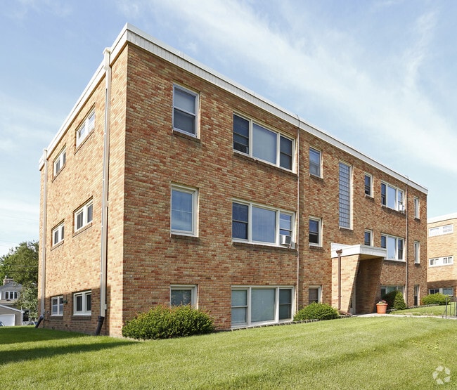 Highland Towers
