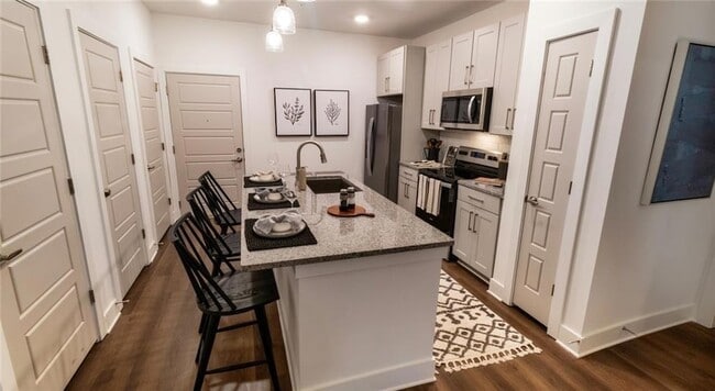 Photo - 5141 Stone Mountain Hwy