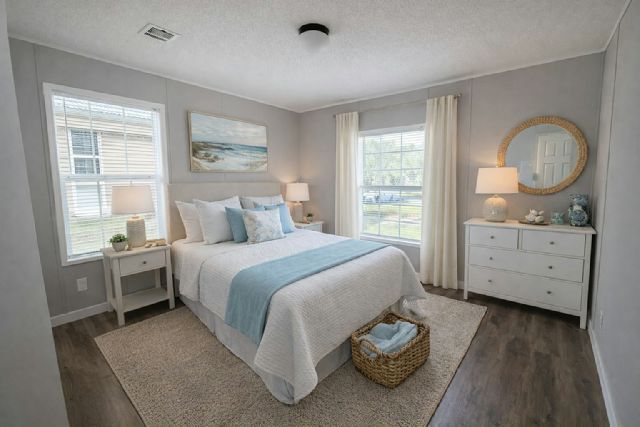 Photo - 1866 Windy Ave