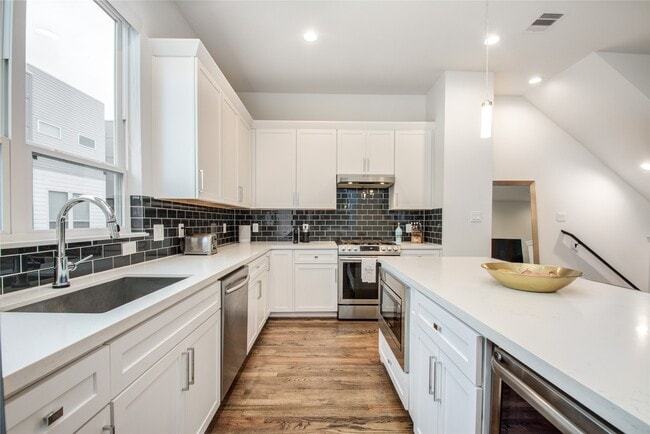 Photo - 2717 Eado Grove Ln