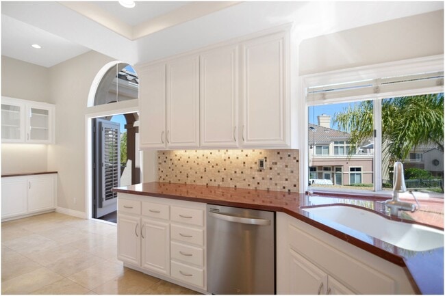 Photo - 2 Bedroom Plus Loft - Laguna Niguel Condo!