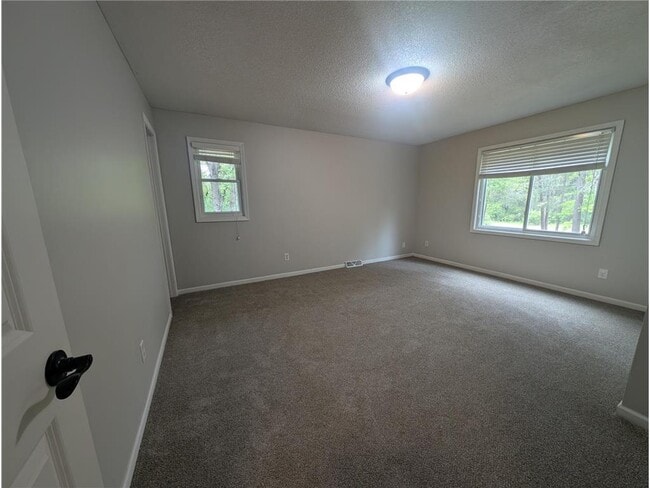 Photo - 15725 Sycamore St NW