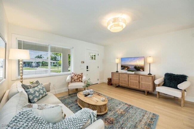 Photo - 4523 Fluvia Ave