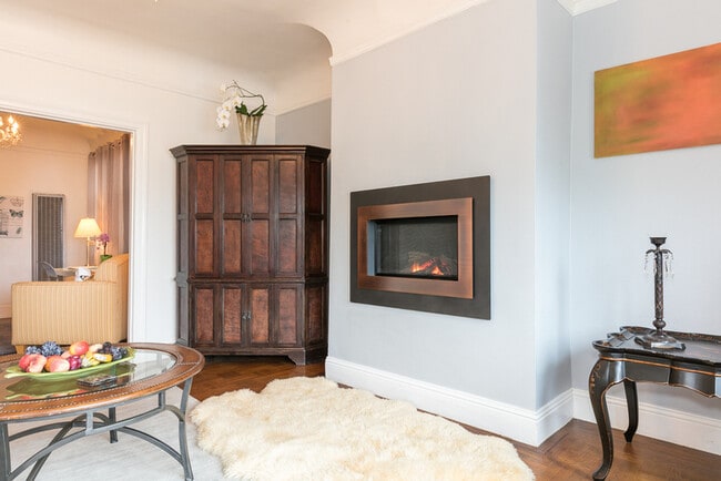 Photo - 2261 Union St