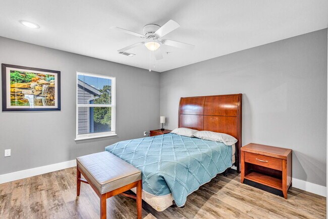 Photo - TDY, Cruisers Welcome!