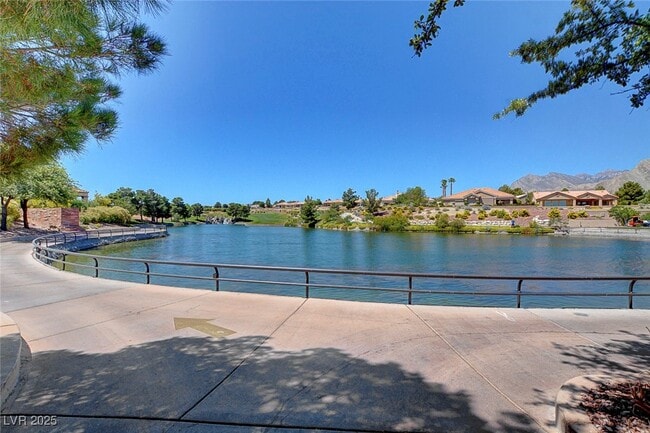 Photo - 2318 Spring Water Dr Townhome