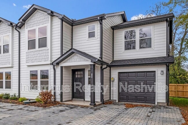 Building Photo - 146 N Trigg Ave