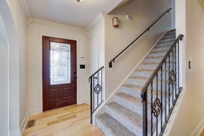 Photo - Spacious 4-Bedroom Home with Modern Amenities & Ideal Location Near Lake Hefner in OKC!