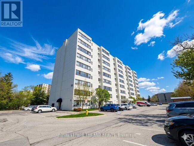 Photo - 135 Base Line Rd W Unité 306