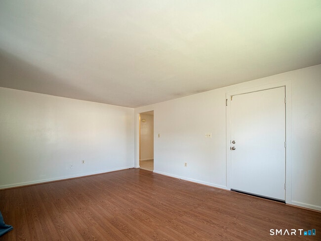 Photo - 38 Landin St Unit 2