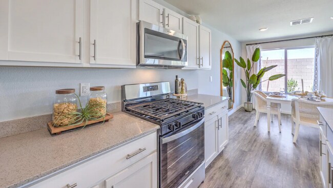 Photo - 2625 Dahlia Fls Ave