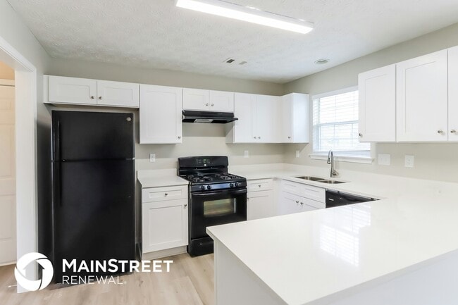 Photo - 8626 Glendevon Ct