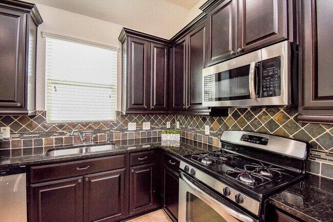 Photo - 6410 Papaya Bend Dr