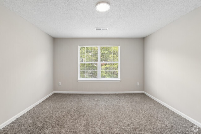 2BR, 2BA - 1,186SF - First Bedroom