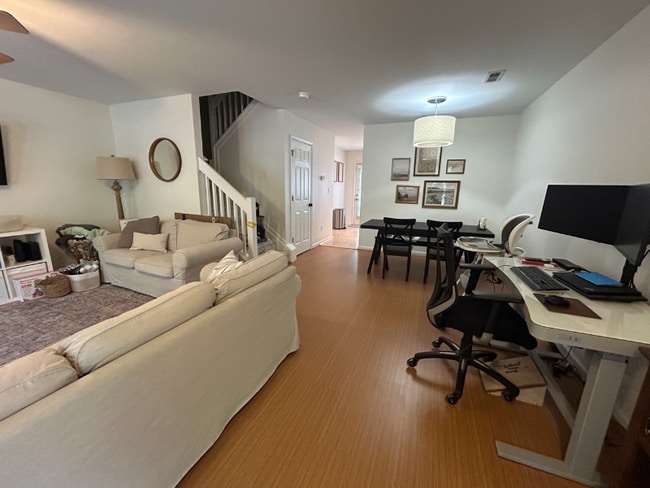 Photo - 169 Marquis Ct