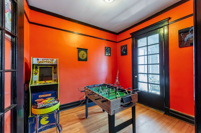 Photo - 6112 S St Lawrence Ave