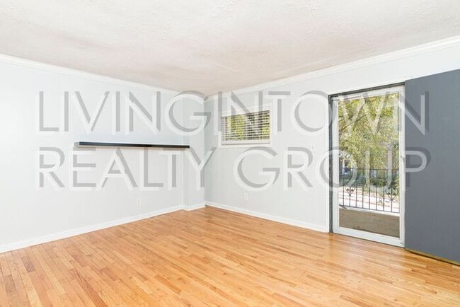 Photo - Special : First 6 months $1100 for immedia...