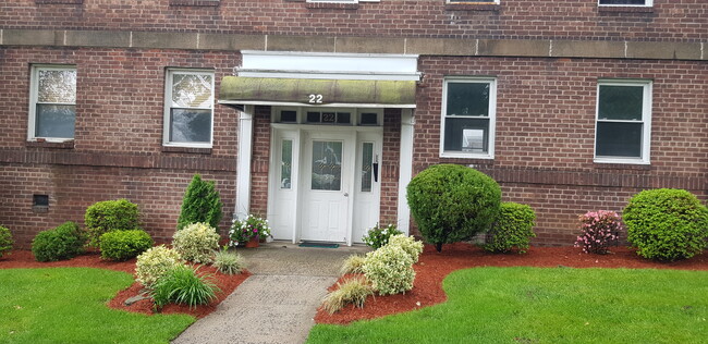 Main entry - 22 Cedar St Condo