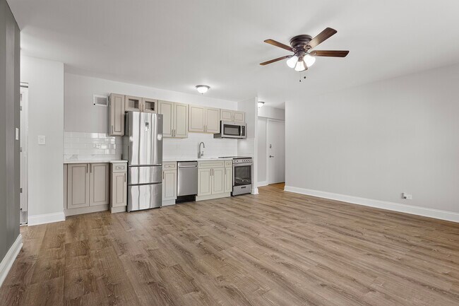 Photo - 7710 N Sheridan Rd Unit 304