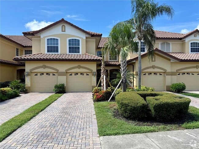 Building Photo - 8365 Miramar Way Unit 8365 Rental