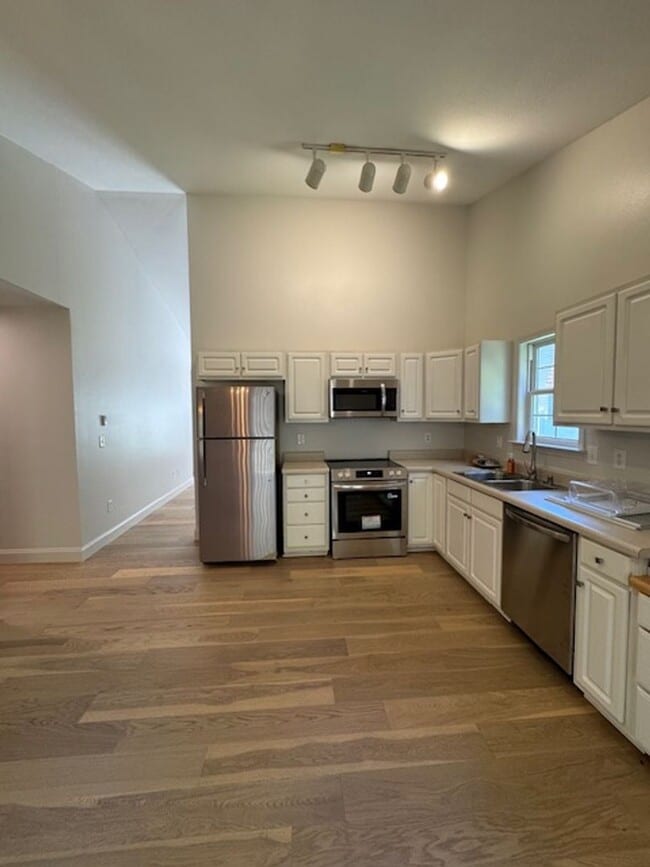 Photo - Welcome to this Single-Story Living with 3...