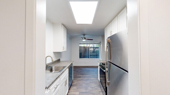 Photo - 823 Las Gallinas Ave Unit 107