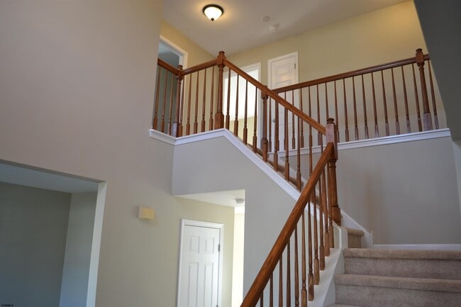 Photo - 118 Woodberry Dr