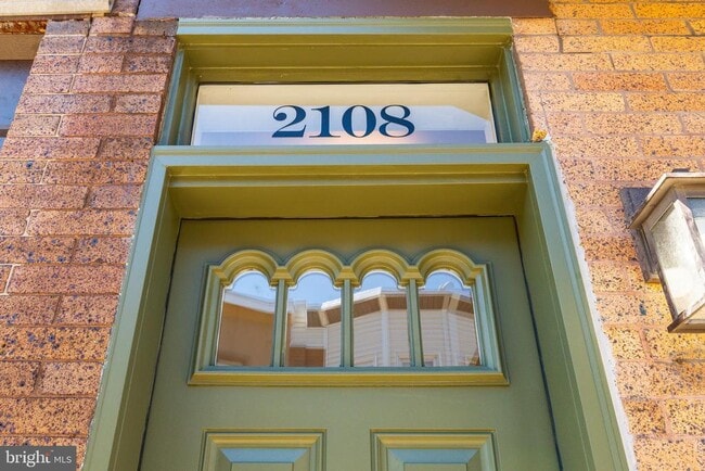 Building Photo - 2108 S Garnet St Rental