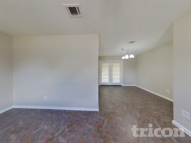 Photo - 1910 Barnsley Ln