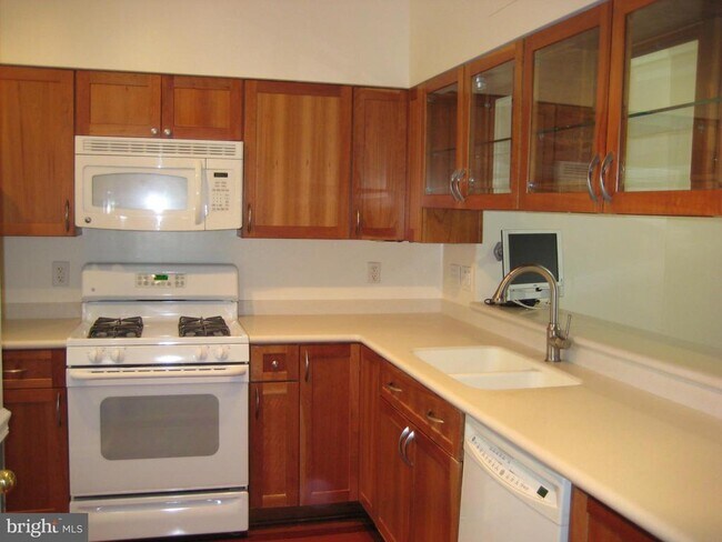 Photo - 7183 Fairfield Ct