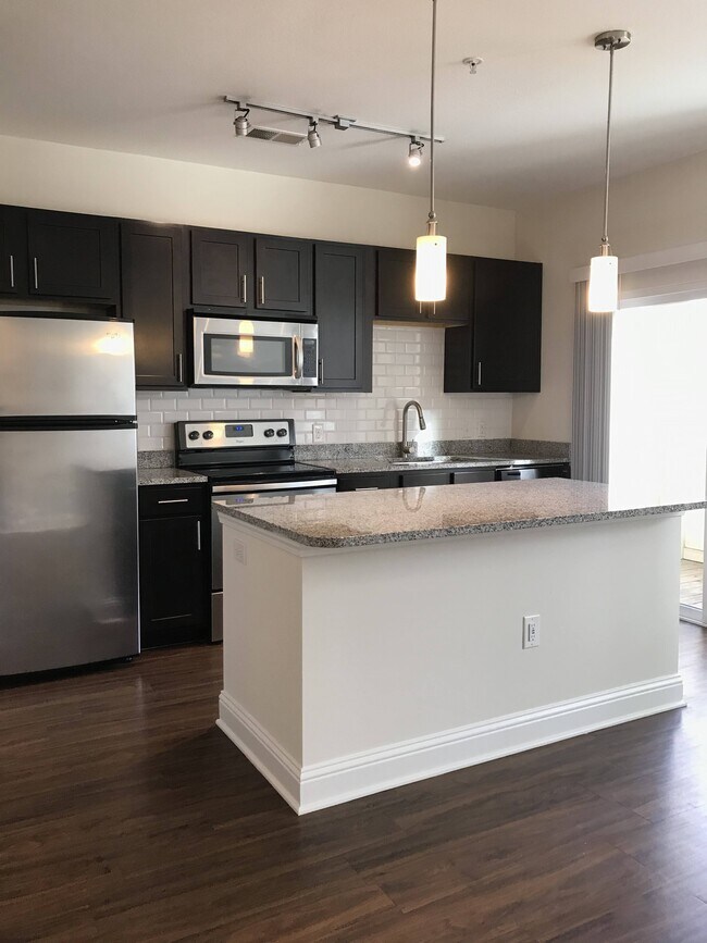 Allister North Hills Apartments For Rent in Raleigh, NC