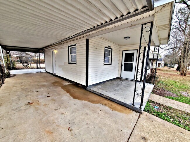 Photo - Decatur 3BR House SE