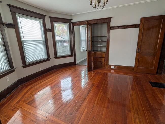 Photo - 126 Hobart St Unit 1