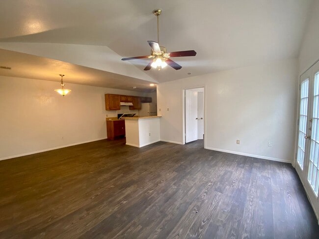 Photo - Alderbrook Unit B
