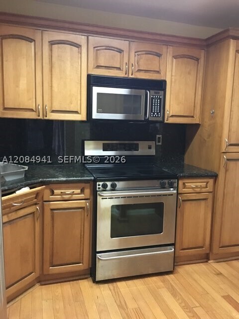 Building Photo - 7450 Miami Lakes Dr Unit C206