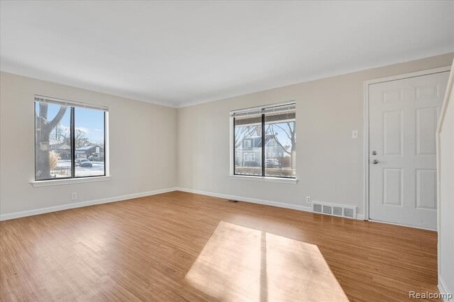 Photo - 60 W Harry Ave