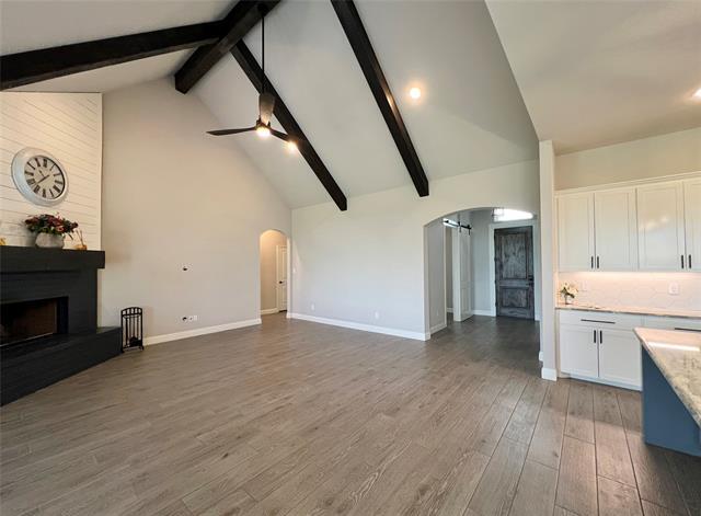 Photo - 252 Harvard Ln