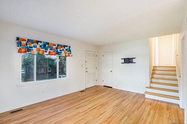 Photo - 8420 N Virginia Ave