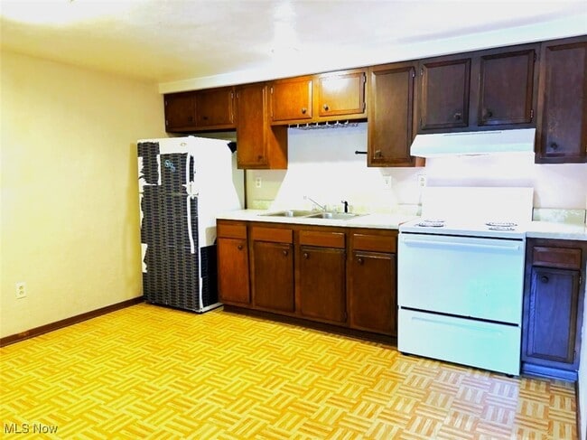 Photo - 980 N Overlook Dr Unit L