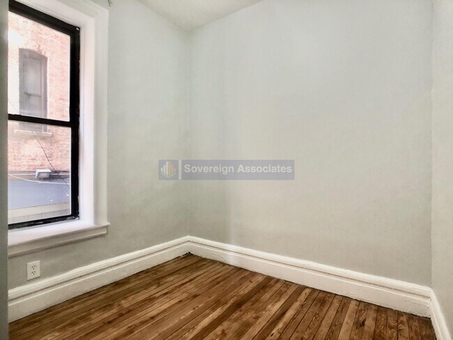 182 Claremont Ave Unit 3