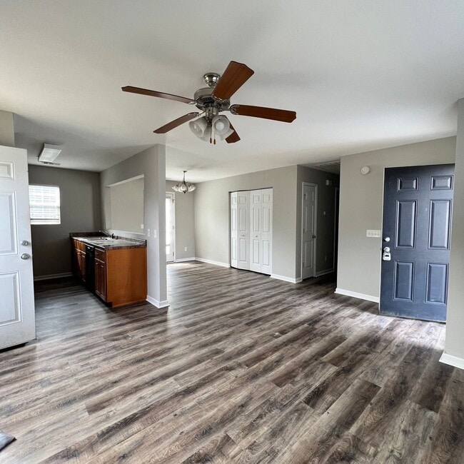 Photo - 6438 Swallowtail Dr