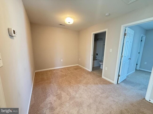 Photo - 217 Brooks Cir