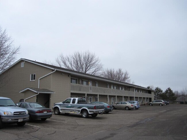 Photo - 1380 Heritage Dr