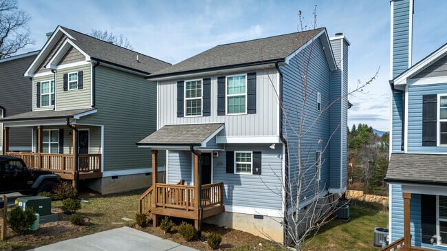 Hampton Estates Townhomes