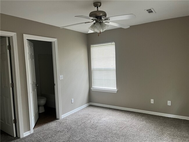 Photo - 2438 S Rill St