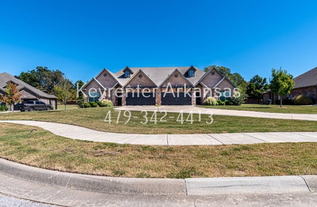 Photo - 4870 Castlewood Ln Unit 4872