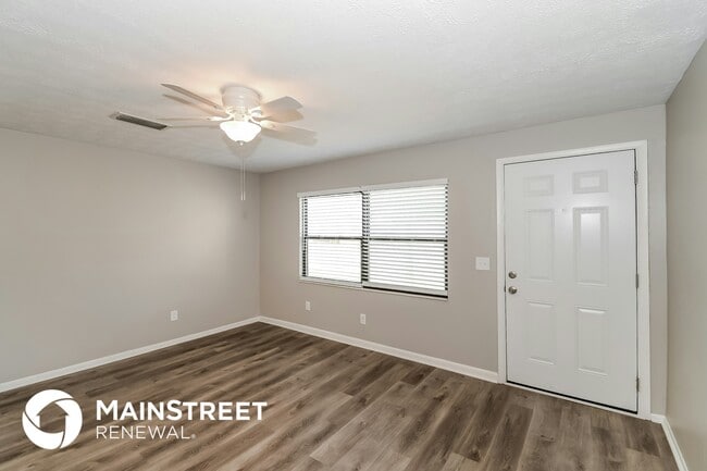 Photo - 352 Aries Dr